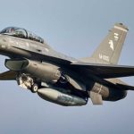 los-aviones-f-16-sobrevolaran-el-centro-porteno-y-el-lunes-participaran-de-la-celebracion-de-la-fuerza-aerea