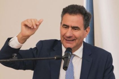 carlos-regazzoni:-“la-demanda-de-programadores-cayo-un-90%-y-va-a-ser-peor”