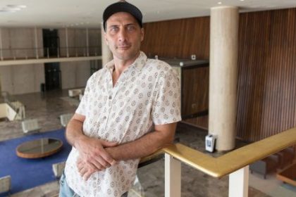 luciano-caceres-trae-‘paraiso’-a-cordoba:-“la-obra-interpela-directamente-a-la-masculinidad”