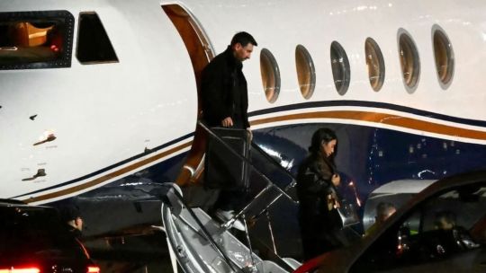 lionel-messi-arrives-in-rosario-to-mourn-his-late-father-jorge