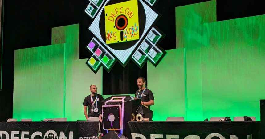 def-con-34:-muestran-como-se-pueden-hackear-los-controles-biometricos-de-bancos-y-fintech-de-america-latina