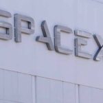impactantes-fotos-revelaron-el-nuevo-crater-lunar-dejado-por-un-cohete-de-spacex-estrellado-sin-control