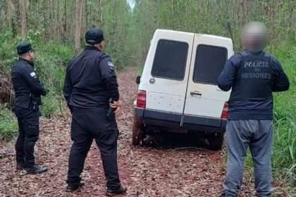 un-operativo-cerrojo-permitio-recuperar-en-un-eucaliptal-un-utilitario-robado-en-wanda