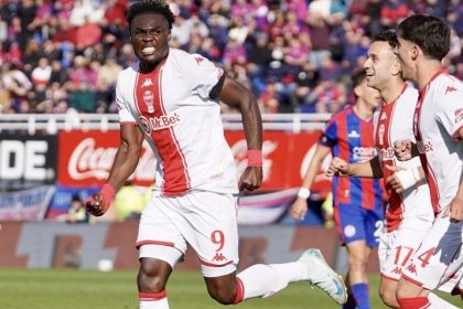 torneo-clausura-|-huracan-hundio-a-san-lorenzo-en-el-clasico:-doblete-de-caicedo,-expulsion-y-una-victoria-que-hizo-historia
