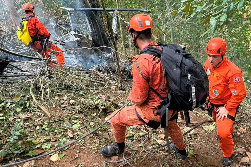 se-estrello-un-helicoptero-turistico-en-brasil:-murieron-el-piloto-y-tres-pasajeros-colombianos