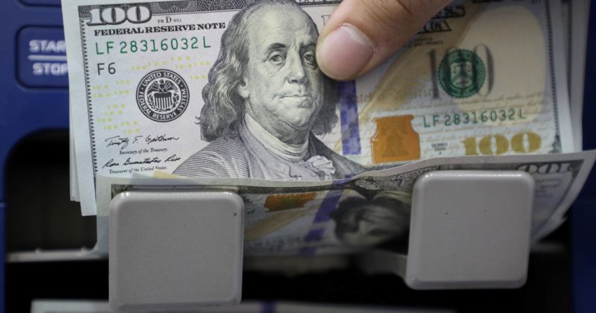 dolar-blue-hoy:-a-cuanto-cotiza-este-lunes-10-de-agosto