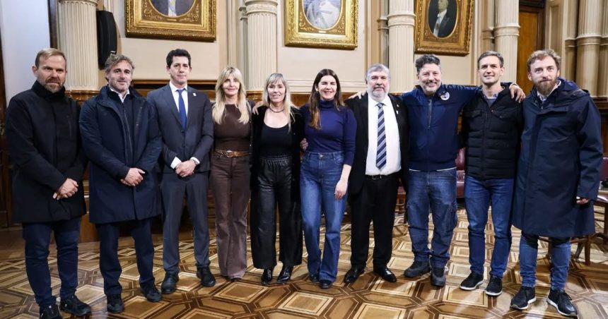 el-peronismo-se-recompone-en-el-congreso-y-crecen-los-reclamos-de-unidad,-pero-no-hay-senales-de-acercamiento-entre-cristina-y-kicillof