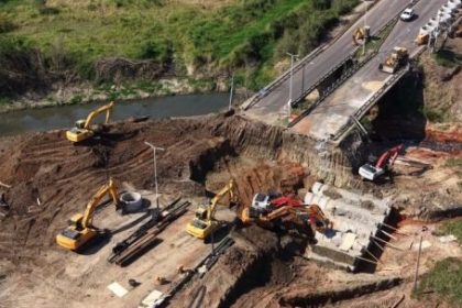 reabrieron-el-cruce-de-la-avenida-maipu-sobre-el-arroyo-pirayui-en-corrientes