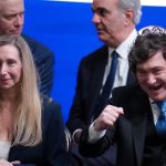 nueva-encuesta:-la-consultora-que-mejor-anticipo-el-fenomeno-milei-advierte-por-cinco-caidas-clave