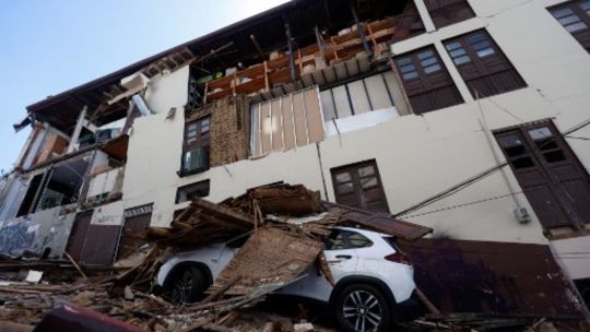 asi-fue-el-terremoto-de-7,4-en-colombia:-los-videos-e-imagenes-mas-impactantes