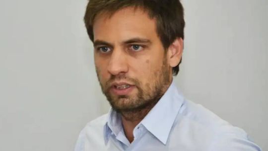 juan-courel:-“massa-podria-madrugarle-la-candidatura-a-kicillof-si-cristina-lo-apoyara”