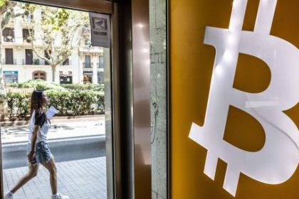 el-estado-ahorra-en-bitcoin-y-disena-el-dinero-que-no-podes-controlar