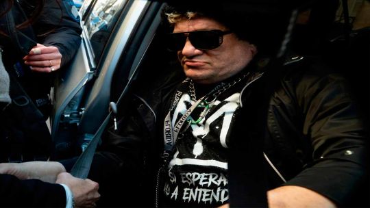 pity-alvarez-enfrenta-el-juicio-por-homicidio:-llego-a-tribunales-con-una-frase-de-una-cancion-y-podria-recibir-hasta-25-anos-de-prision