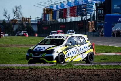 automovilismo-|-luciano-viana-cerro-un-fin-de-semana-positivo-en-san-nicolas-y-sumo-puntos-en-su-regreso-al-turismo-pista