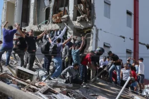 terremoto-sacudio-a-colombia:-tumbo-edificios-y-hay-varios-muertos