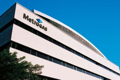 ypf-le-vendio-su-participacion-de-metrogas-a-edenor-de-manzano-por-us$-780-millones