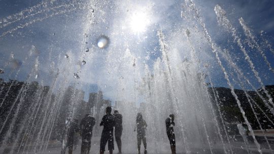un-estudio-de-china-advierte-que-para-el-ano-2100-los-dias-de-alta-temperatura-sumaran-cuatro-horas-extra-de-calor