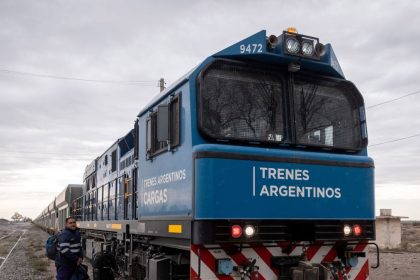 belgrano-cargas:-el-gobierno-cambio-el-esquema-de-privatizacion-y-definio-que-hara-con-los-fondos-de-la-venta-de-trenes