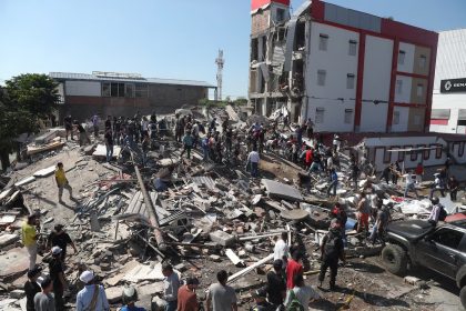 tragedia-en-colombia:-ya-son-132-los-muertos-y-570-los-heridos-por-el-terremoto