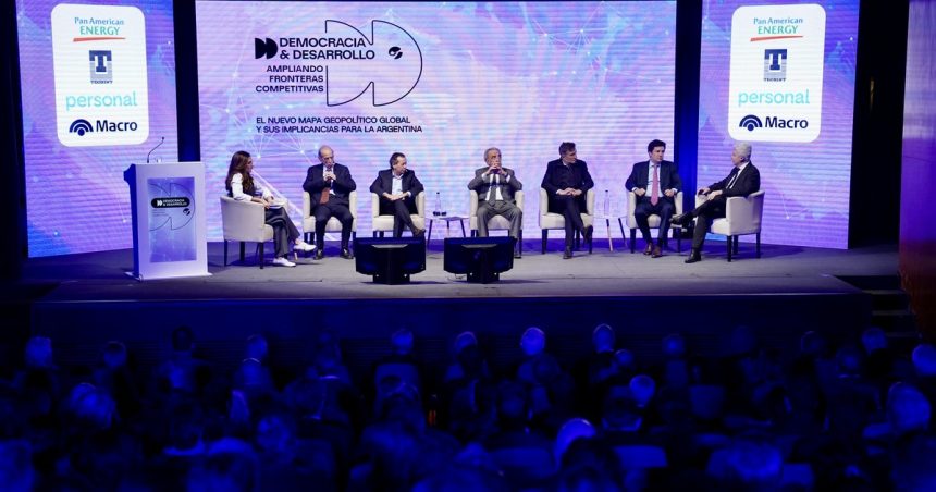 democracia-y-desarrollo,-en-vivo:-el-debate-sobre-las-politicas-publicas-para-la-inversion-y-la-productividad