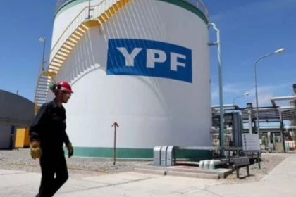 un-siglo-de-explotacion-petrolera-deja-una-deuda-ambiental-que-comodoro-reclama-a-ypf