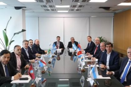 gobernadores-del-norte-grande:-valdes-confirmo-la-presencia-de-santilli-y-pedira-una-tarifa-por-zona-calida