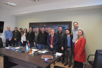 alem-adjudico-a-tala-el-servicio-de-transporte-urbano-para-las-lineas-1,-2,-4-y-5