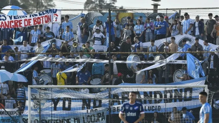 despues-de-secuestrar-un-omnibus-y-llegar-con-impunidad-al-estadio-de-danubio,-los-hinchas-de-cerro-le-generaron-una-nueva-multa-a-su-club:-mira-la-razon