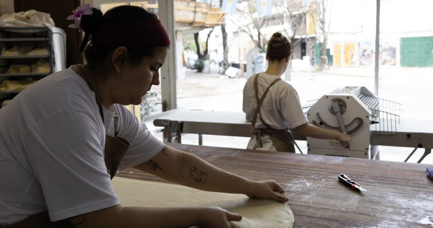 fuerte-avance-de-la-informalidad-laboral-entre-las-mujeres-y-jovenes