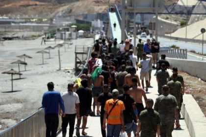 “hay-hipotesis-de-una-accion-de-desestabilizacion”:-la-version-que-circula-alrededor-de-la-crisis-en-ceuta