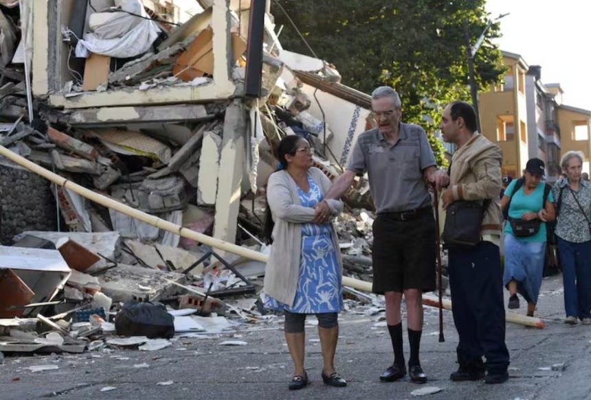 terremoto-en-colombia:-ascienden-a-240-los-muertos-y-continua-la-busqueda-de-mas-de-2.000-desaparecidos