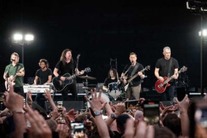 salen-a-la-venta-las-entradas-para-los-foo-fighters-en-river:-cuales-son-los-precios-y-como-comprarlas-en-cuotas