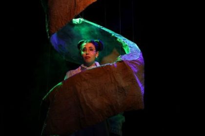 domingo-con-dominga:-el-fenomeno-de-los-diarios-intimos-que-conquisto-el-teatro
