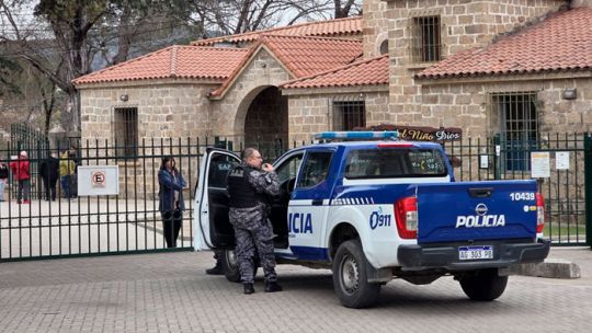 conmocion-en-carlos-paz:-encontraron-sin-vida-a-un-empleado-de-maestranza-en-el-colegio-nino-dios
