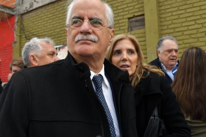 jorge-taiana-presento-un-proyecto-para-declarar-no-laborables-los-dias-de-la-visita-de-leon-xiv-a-la-argentina