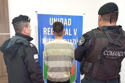 puerto-iguazu:-arrestaron-a-un-hombre-que-amenazo-con-un-cuchillo-a-una-mujer-y-su-hija
