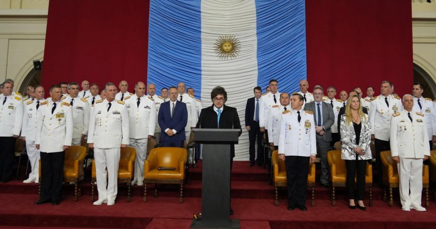 la-crisis-de-los-morosos-tambien-golpea-a-los-militares:-uno-de-cada-cuatro-no-puede-pagar-sus-deudas