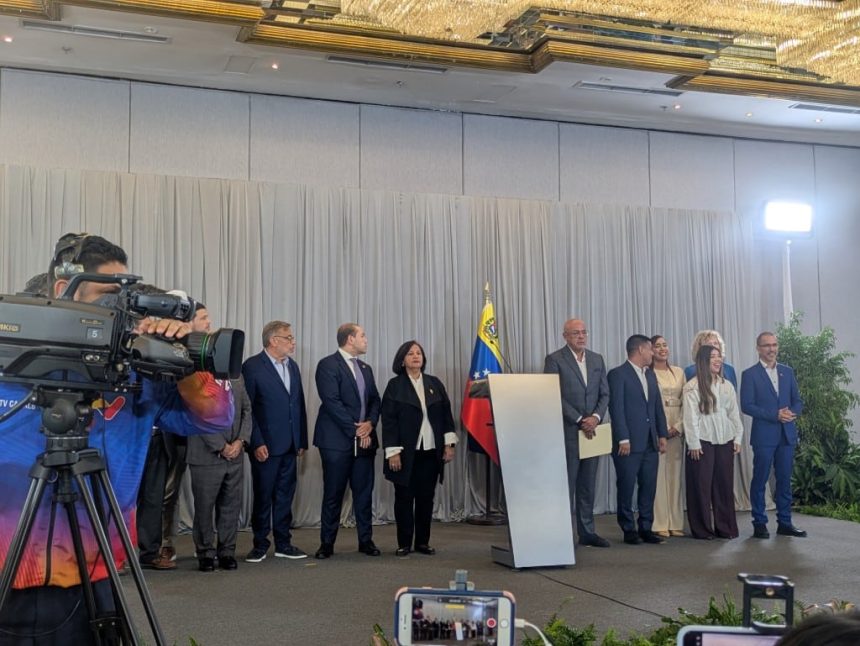 mesa-de-dialogo-acuerda-renovacion-total-del-tsj-y-reforma-de-leyes-judiciales