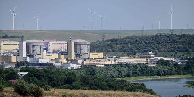 la-roumanie-procede-a-larret-complet-de-lunique-centrale-nucleaire-du-pays-a-cause-du-faible-debit-du-danube