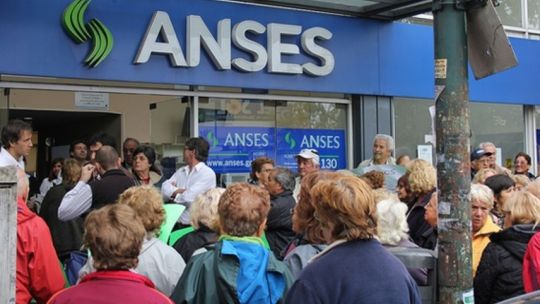 calendario-de-la-anses:-las-jubilaciones,-auh-y-asignaciones-que-se-acreditan-este-jueves-13-de-agosto
