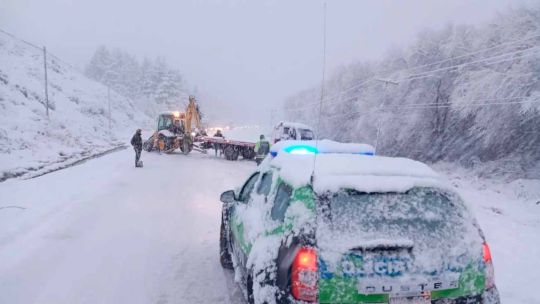 alerta-amarilla-del-smn-por-nevadas-en-seis-provincias:-donde-caeran-hasta-60-centimetros-de-nieve