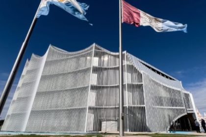 unicameral:-un-asesor-del-legislador-flores-detenido-en-un-caso-de-abuso-de-ninas-de-13-y-14-anos