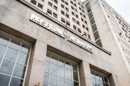 arancelamiento-a-extranjeros-no-residentes-en-hospitales-publicos:-los-datos-que-contradicen-la-cifra-del-gobierno