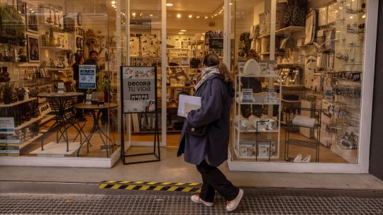 argentina’s-inflation-edged-up-last-month-on-winter-holidays