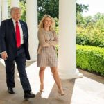 la-estrategia-de-comunicacion-de-trump-y-el-poder-de-sus-voceros-frente-a-los-medios
