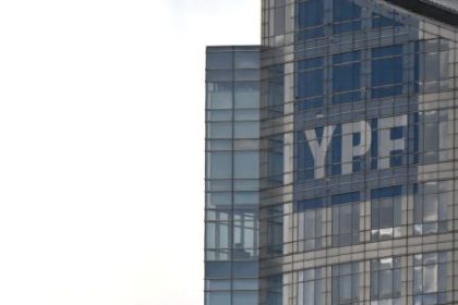 ‘argentina-lng’-–-ypf-confirms-massive-us$51-billion-rigi-production-plan