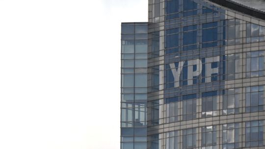 ‘argentina-lng’-–-ypf-confirms-massive-us$51-billion-rigi-production-plan