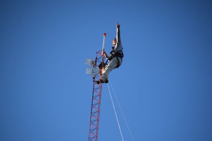 la-legislatura-misionera-avanza-con-un-marco-legal-para-ampliar-la-conectividad-satelital-en-zonas-rurales
