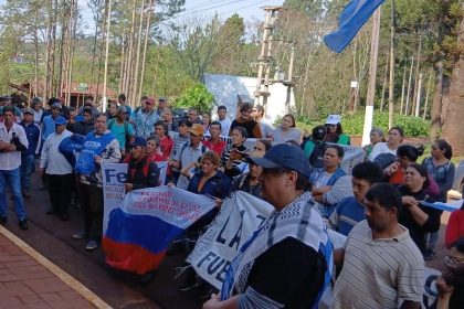 productores-de-san-pedro-se-trasladaran-a-posadas-para-visibilizar-sus-denuncias-por-un-conflicto-por-tierras-con-arauco