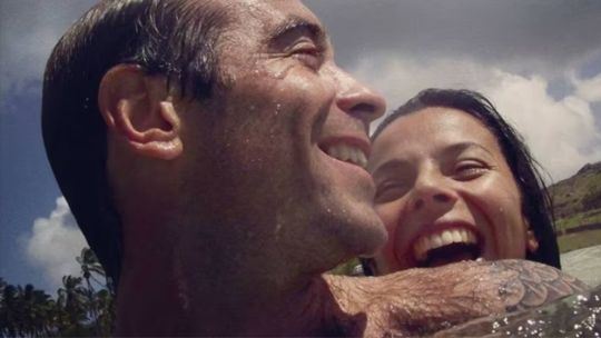 un-marplatense-se-ahogo-haciendo-surf-en-una-playa-“de-alto-riesgo”-de-la-isla-de-pascua